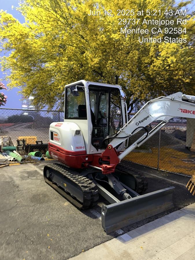 2025 TAKEUCHI TB235-2CR