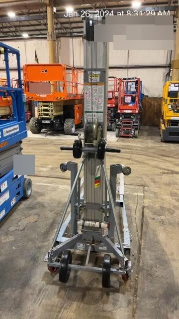 2020 GENIE SLC-24