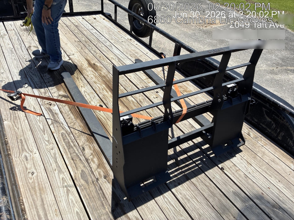 2025 ARROW MATERIAL HANDLING 60" Pallet Forks - Arrow