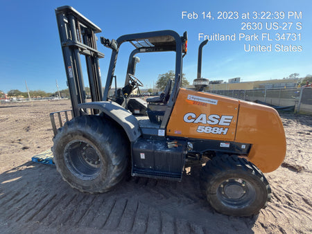 2023 CASE 588H