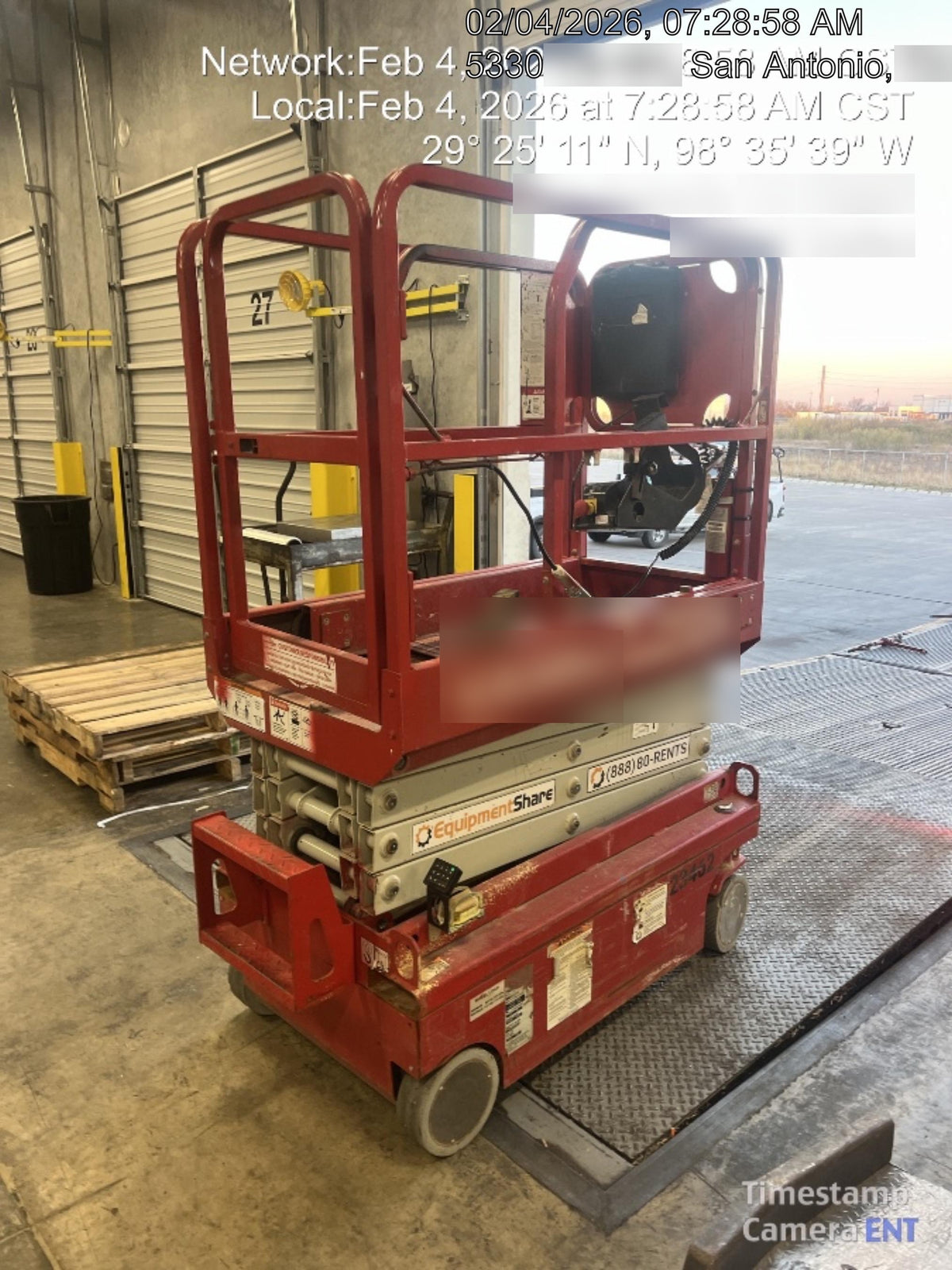 2019 MEC 1330SE MEC 1330SE w/ES Track Hardware, Full Extended 2 Year Warranty