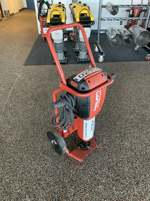 2020 HILTI TE 3000-AVR