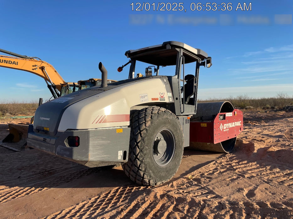 2023 DYNAPAC CA2500D