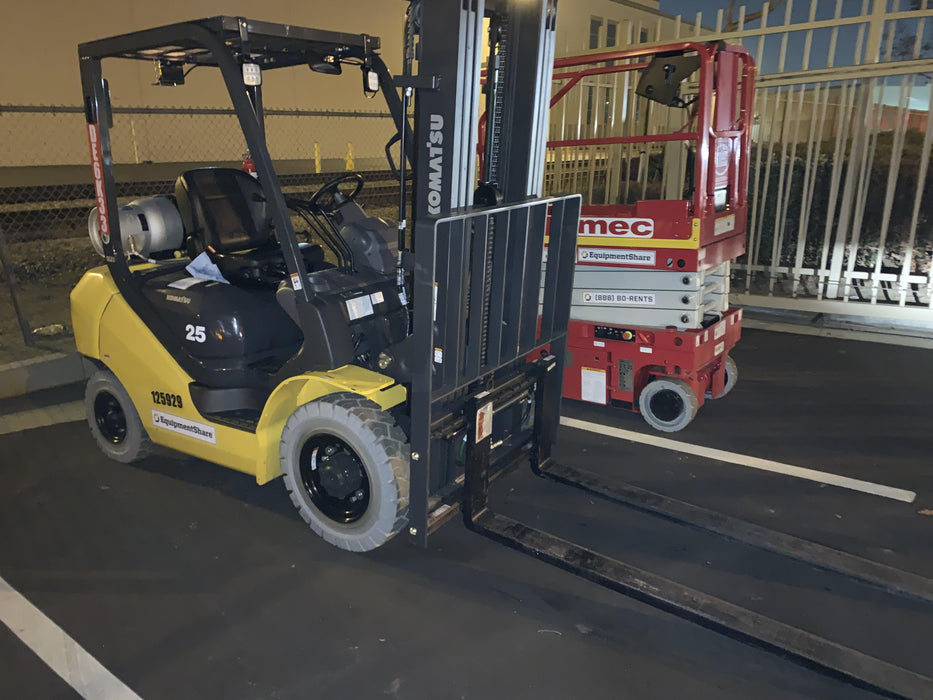 2020 KOMATSU FG25T-16