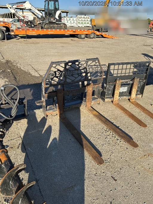 2022 PALADIN 48" Pallet Forks - Paladin