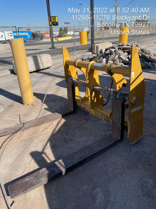 2020 JOHN DEERE 96" Loader Fork Carriage - John Deere