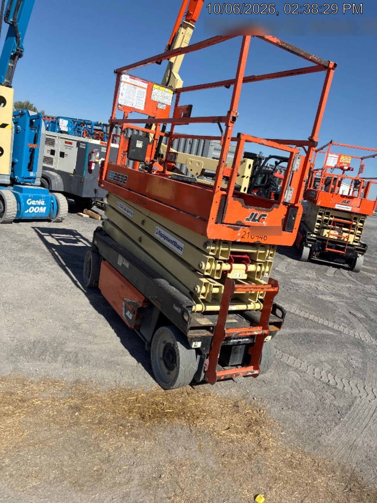 2022 JLG ES2632