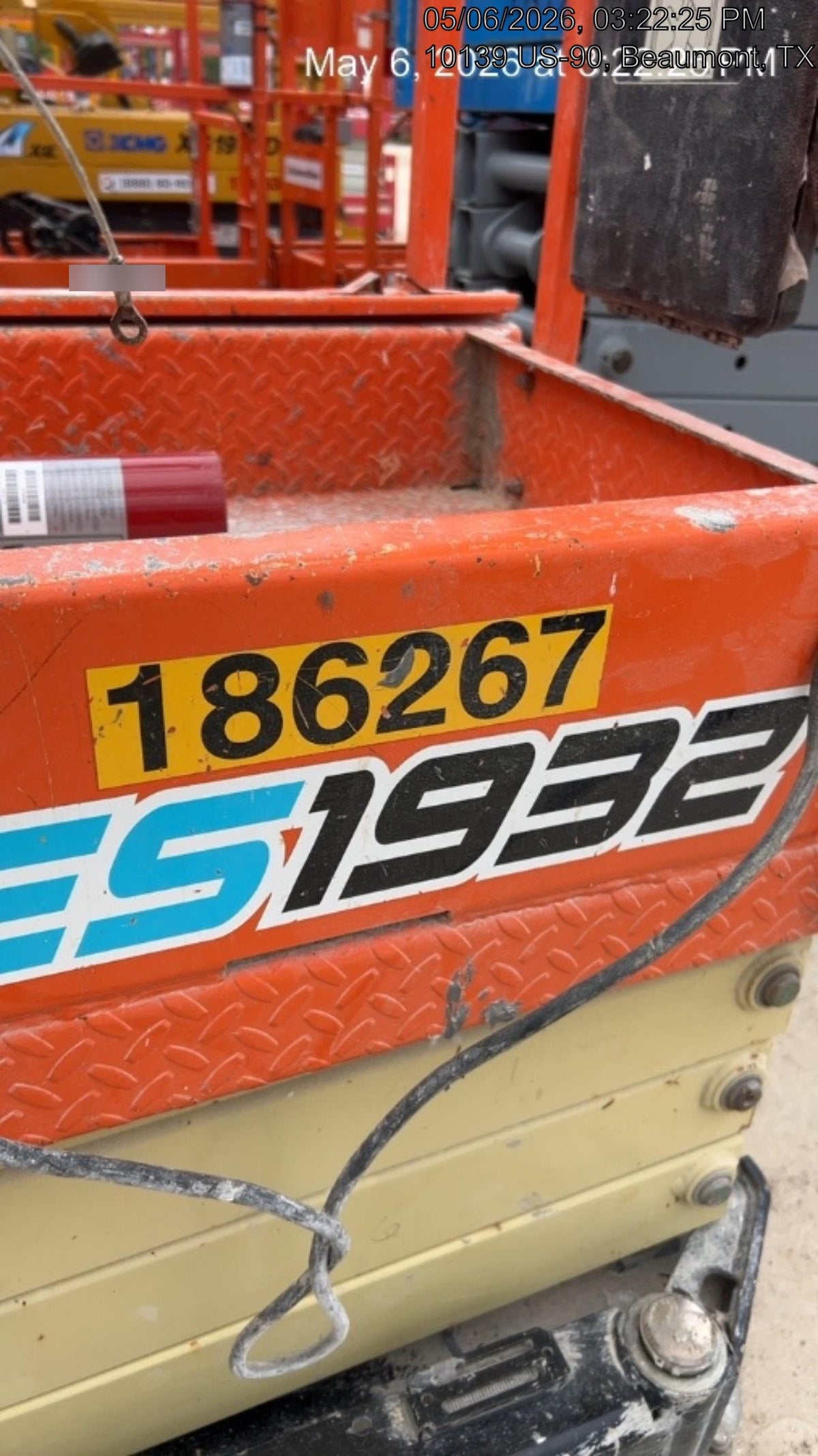 2021 JLG ES1932
