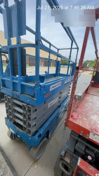 2016 Genie GS-3232 Genie GS3232 Narrow Scissor Lift
