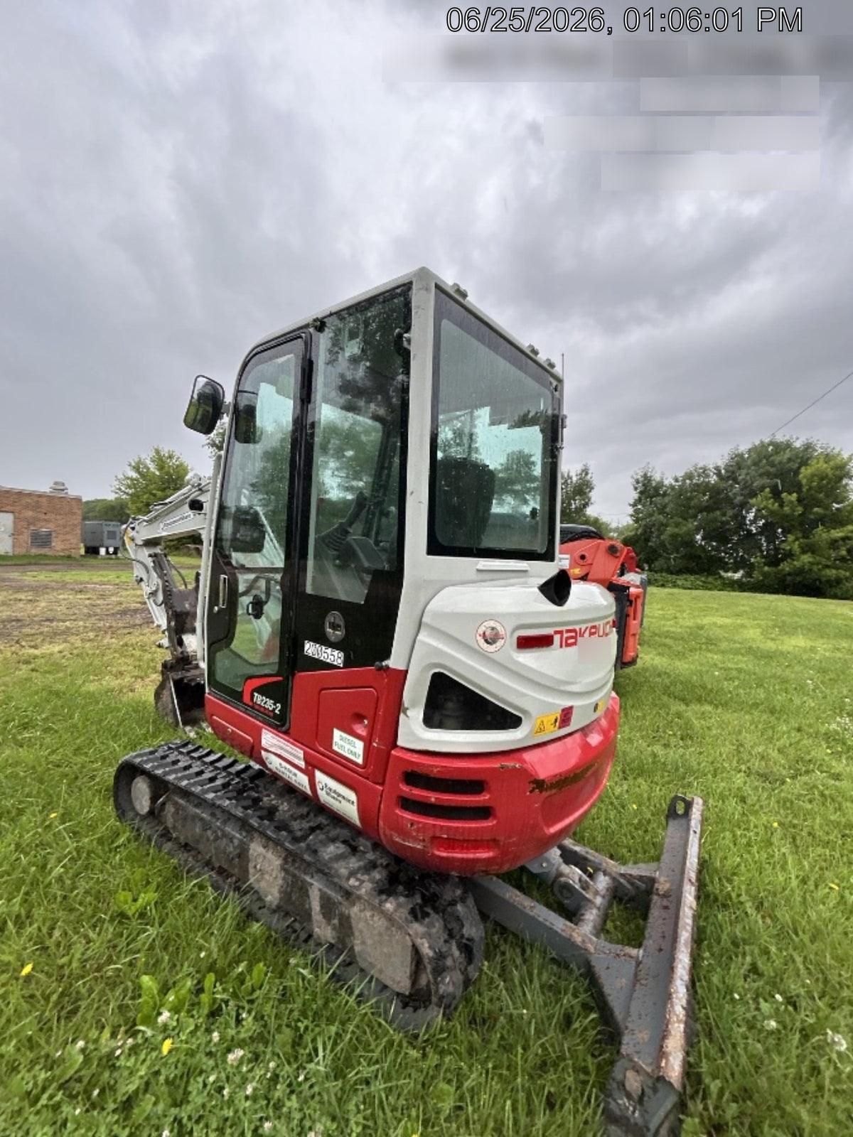 2022 TAKEUCHI TB235-2CR