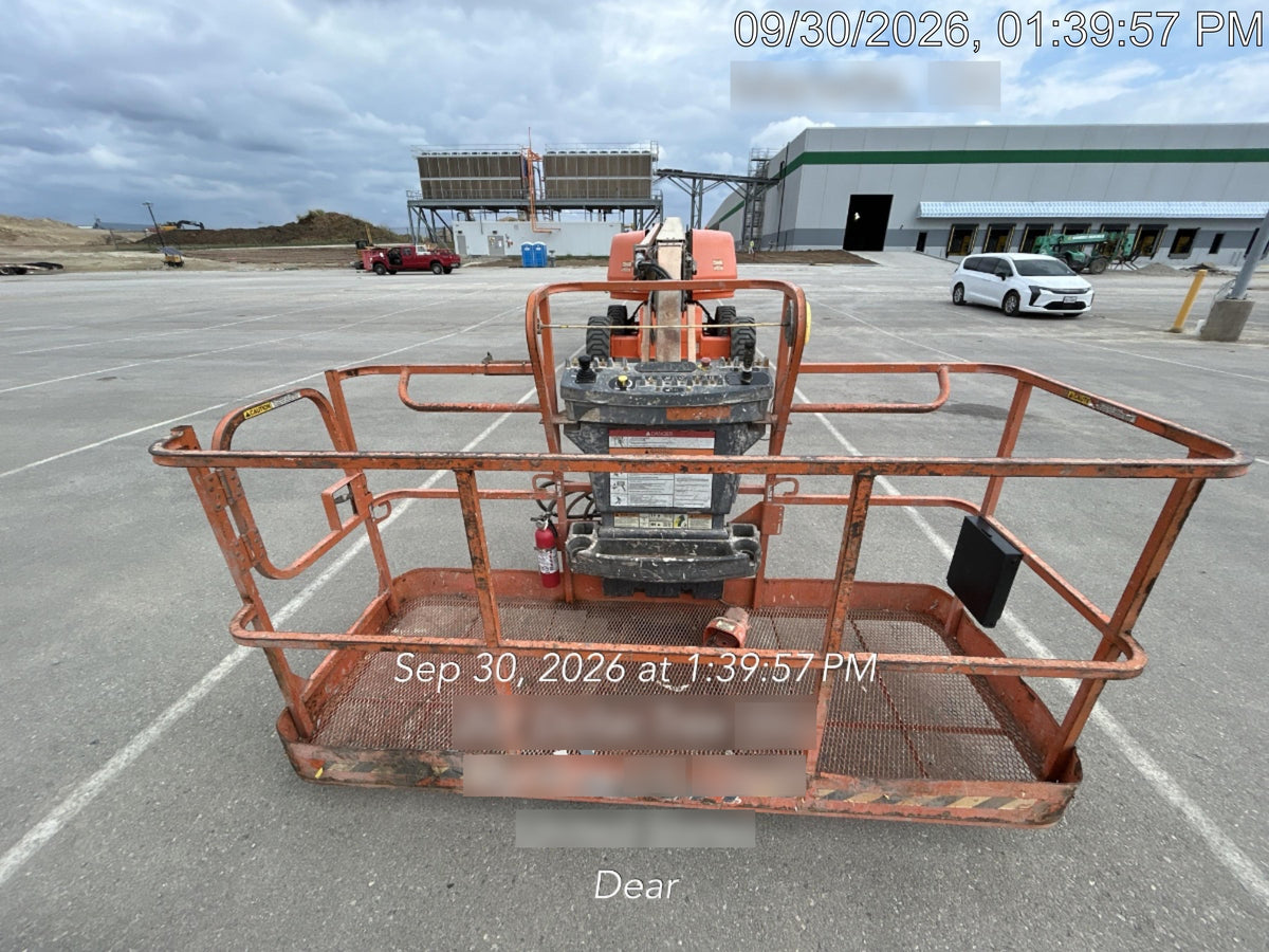 2022 JLG 660SJ