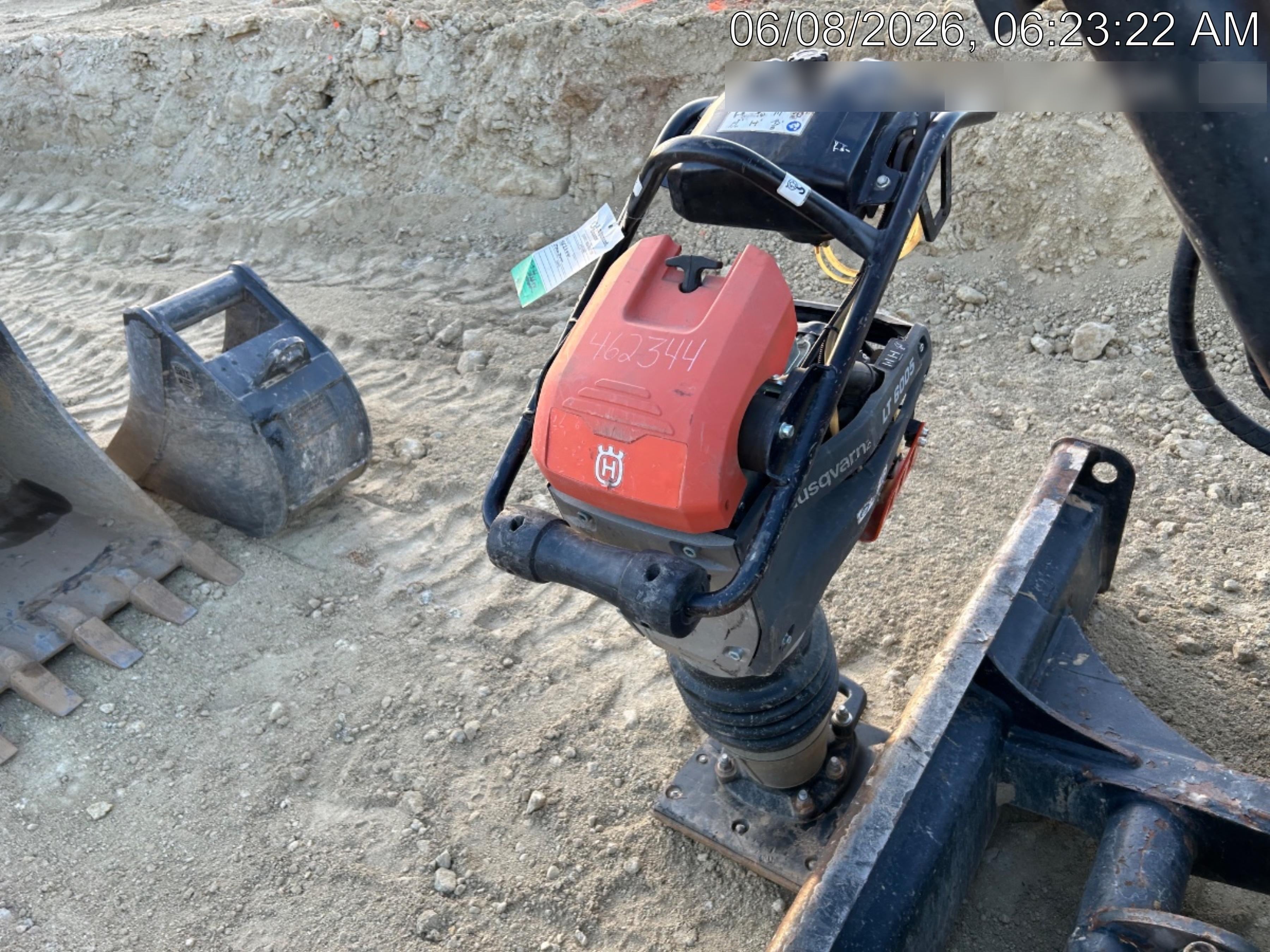 2024 HUSQVARNA LT6005