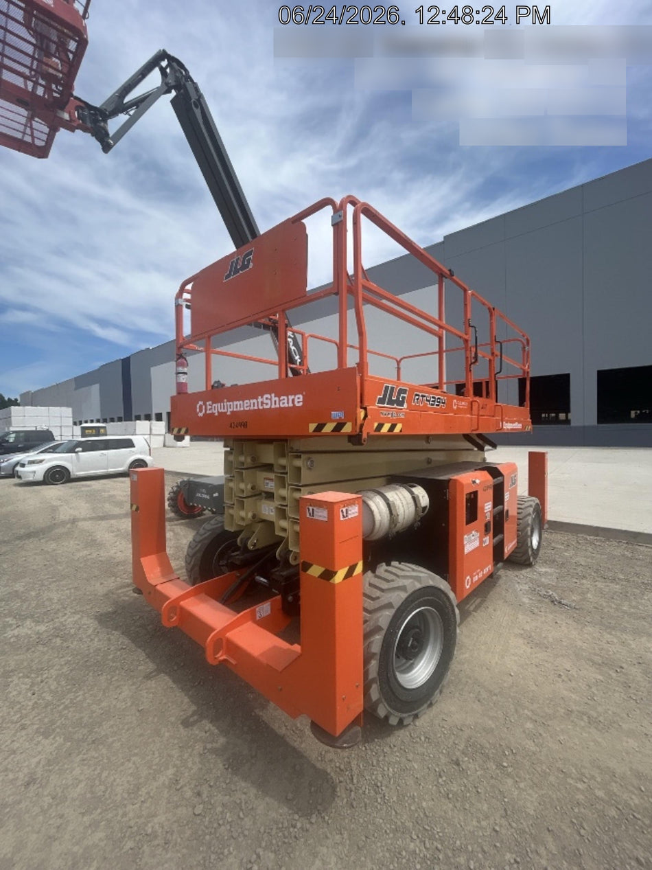 2024 JLG RT4394
