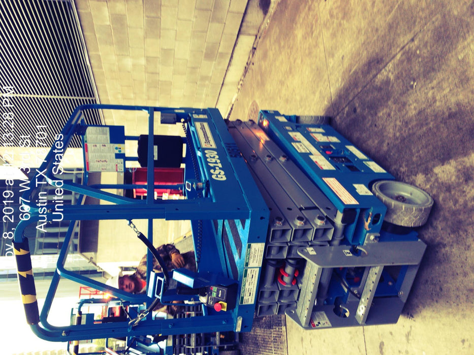 2019 Genie GS-1930 Fixed Rails with Chain Entry