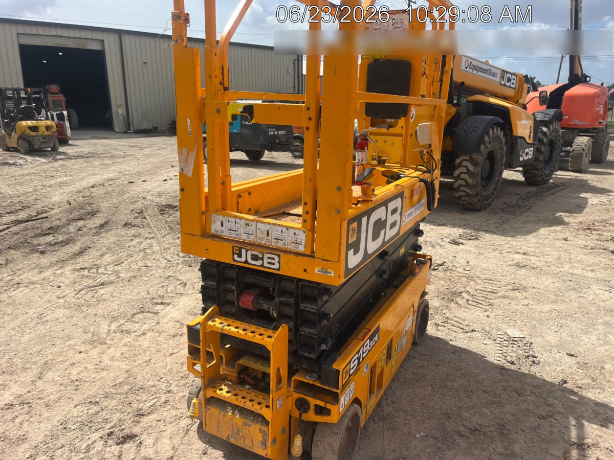 2023 JCB S1930E