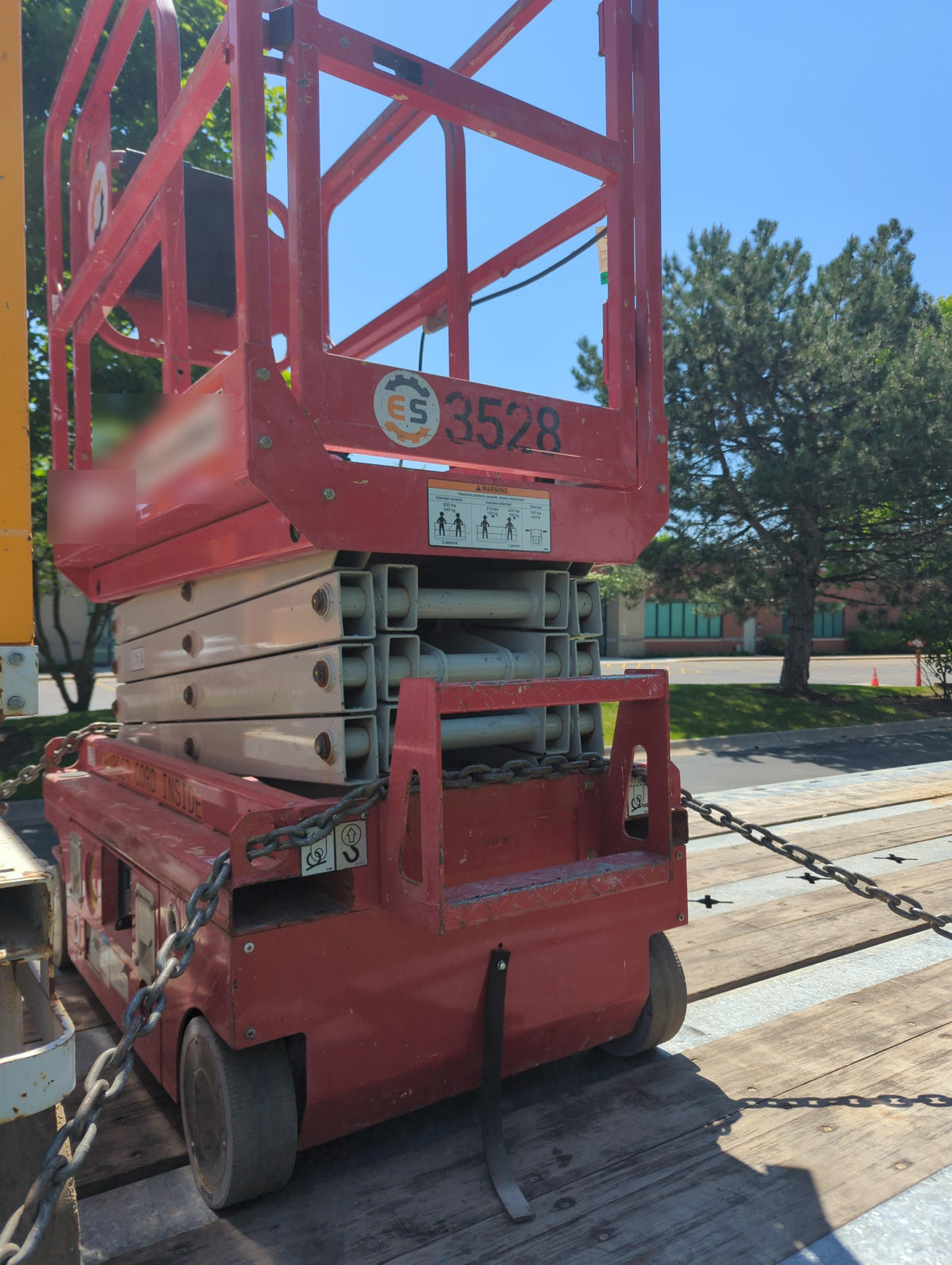 2016 MEC 1330SE MEC 1330SE Scissor Lift