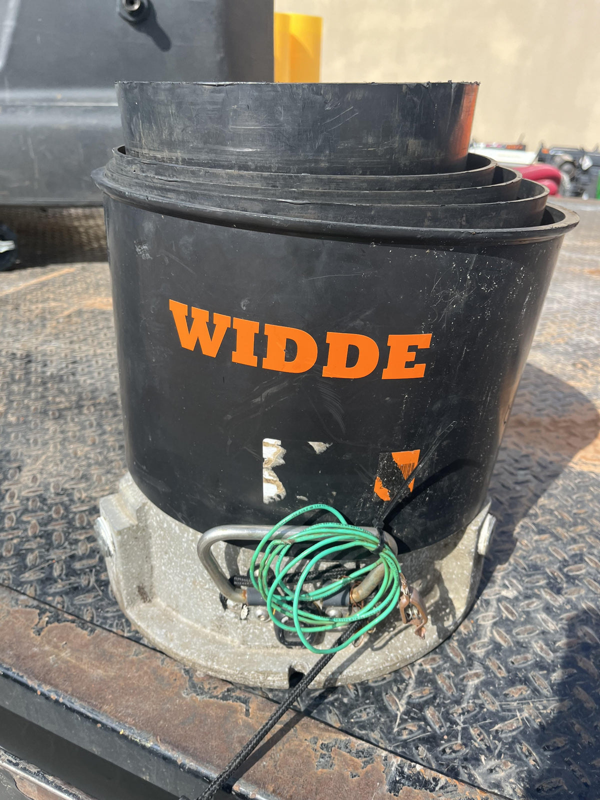 2022 WIDDER 20008