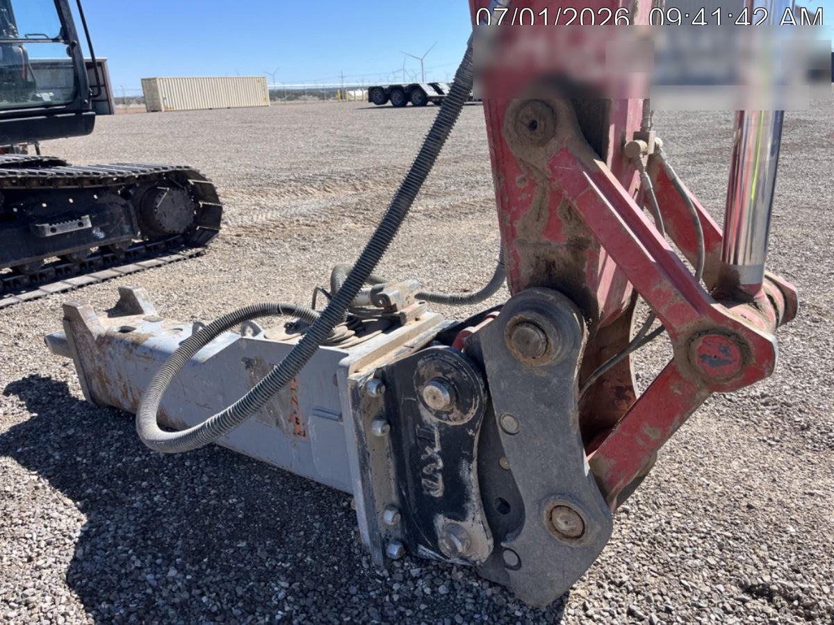 2025 EPIROC EC140T