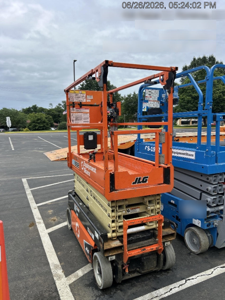 2022 JLG ES1932