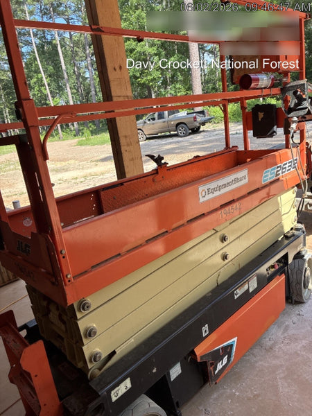 2021 JLG ES2632