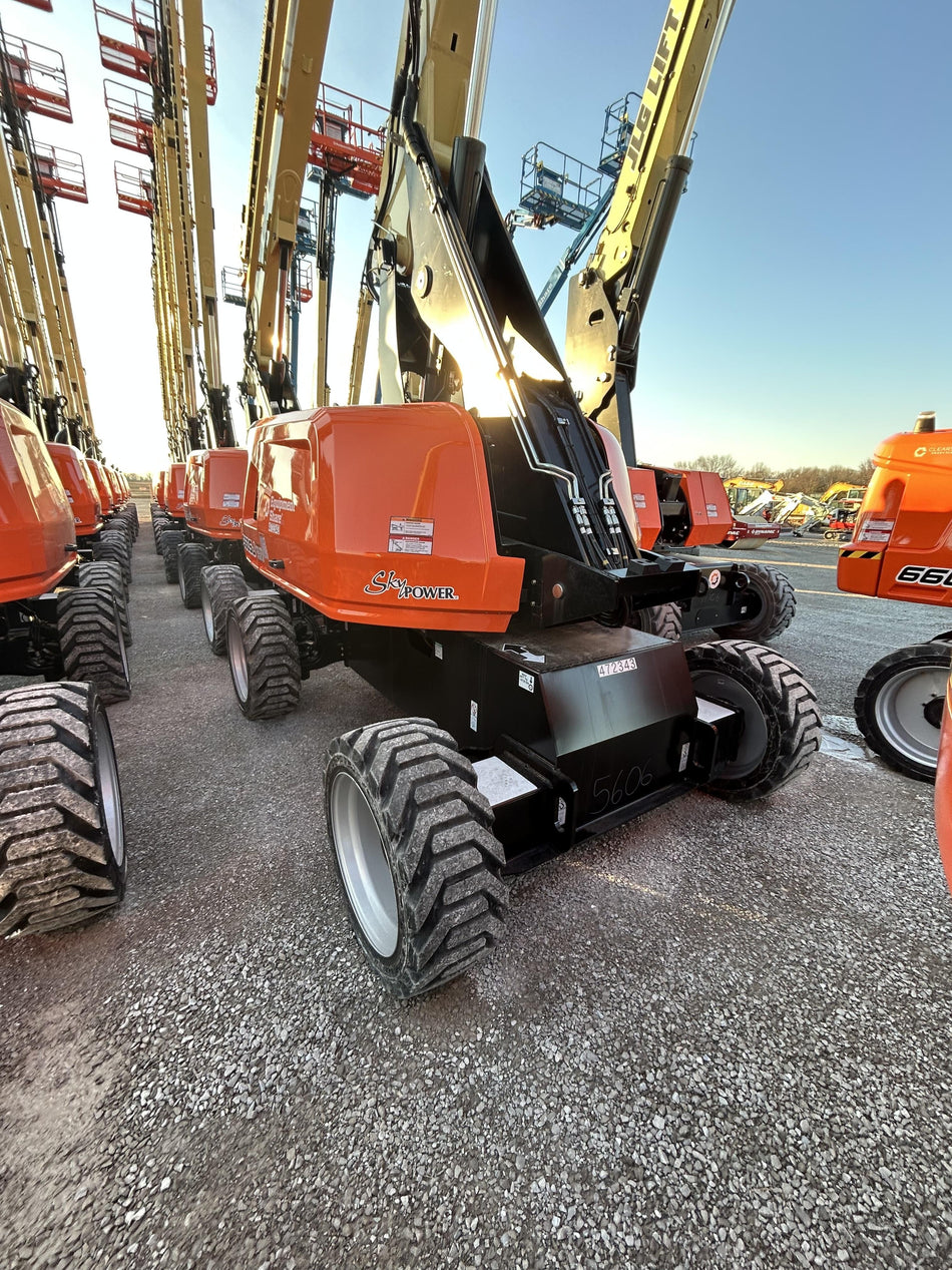 2024 JLG 660SJ
