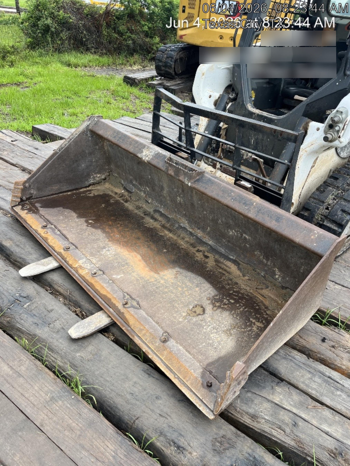 2020 EMKAY 48" Pallet Forks - Emkay