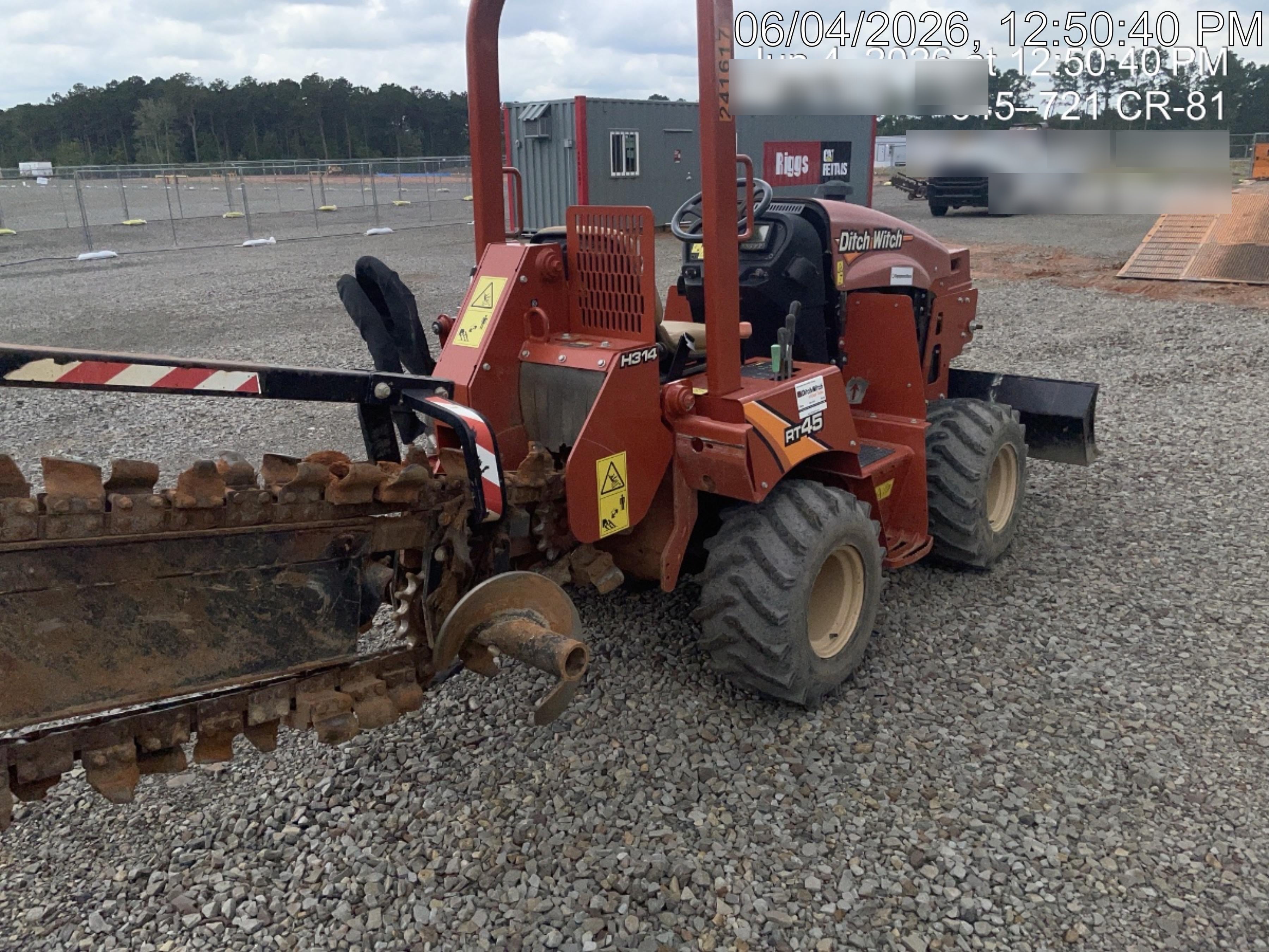 2022 DITCH WITCH RT45A