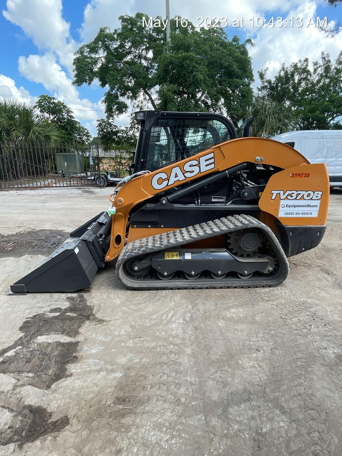 2023 CASE TV370B