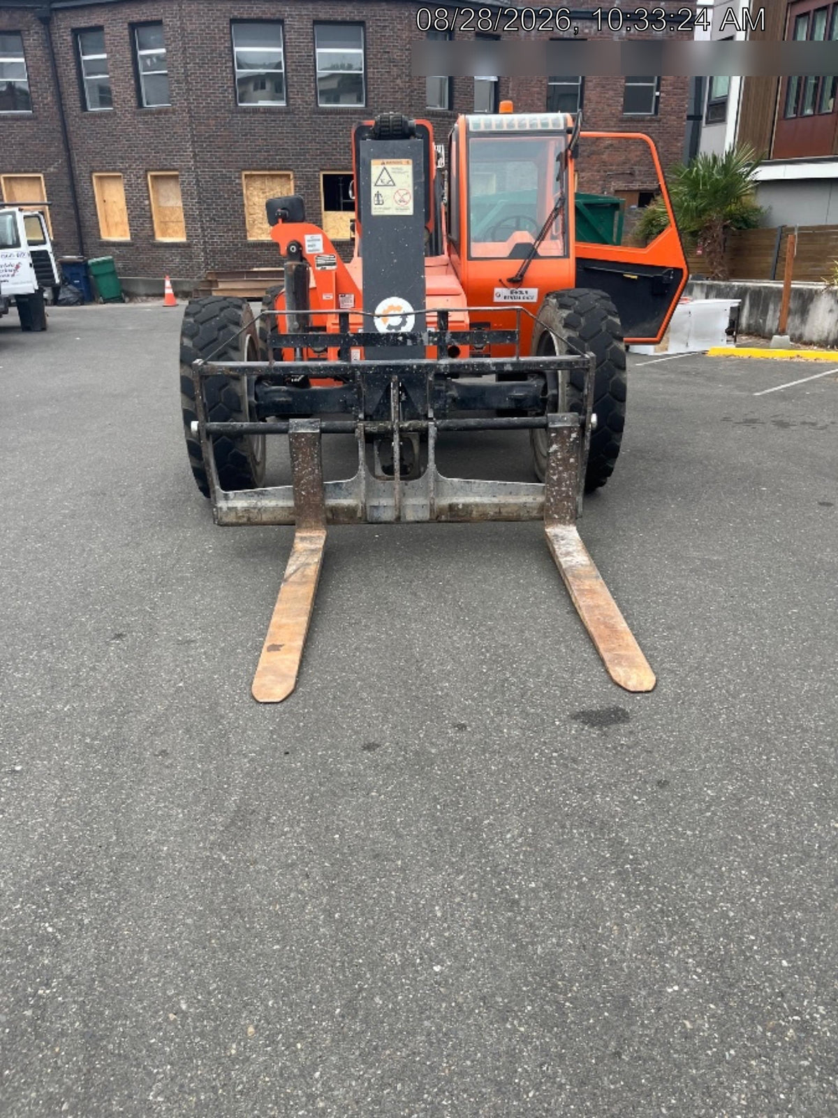 2022 SKYTRAK 8042