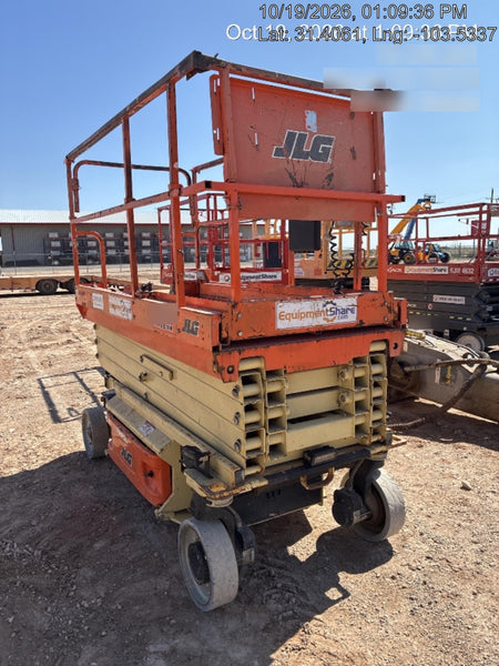2016 JLG 3246ES