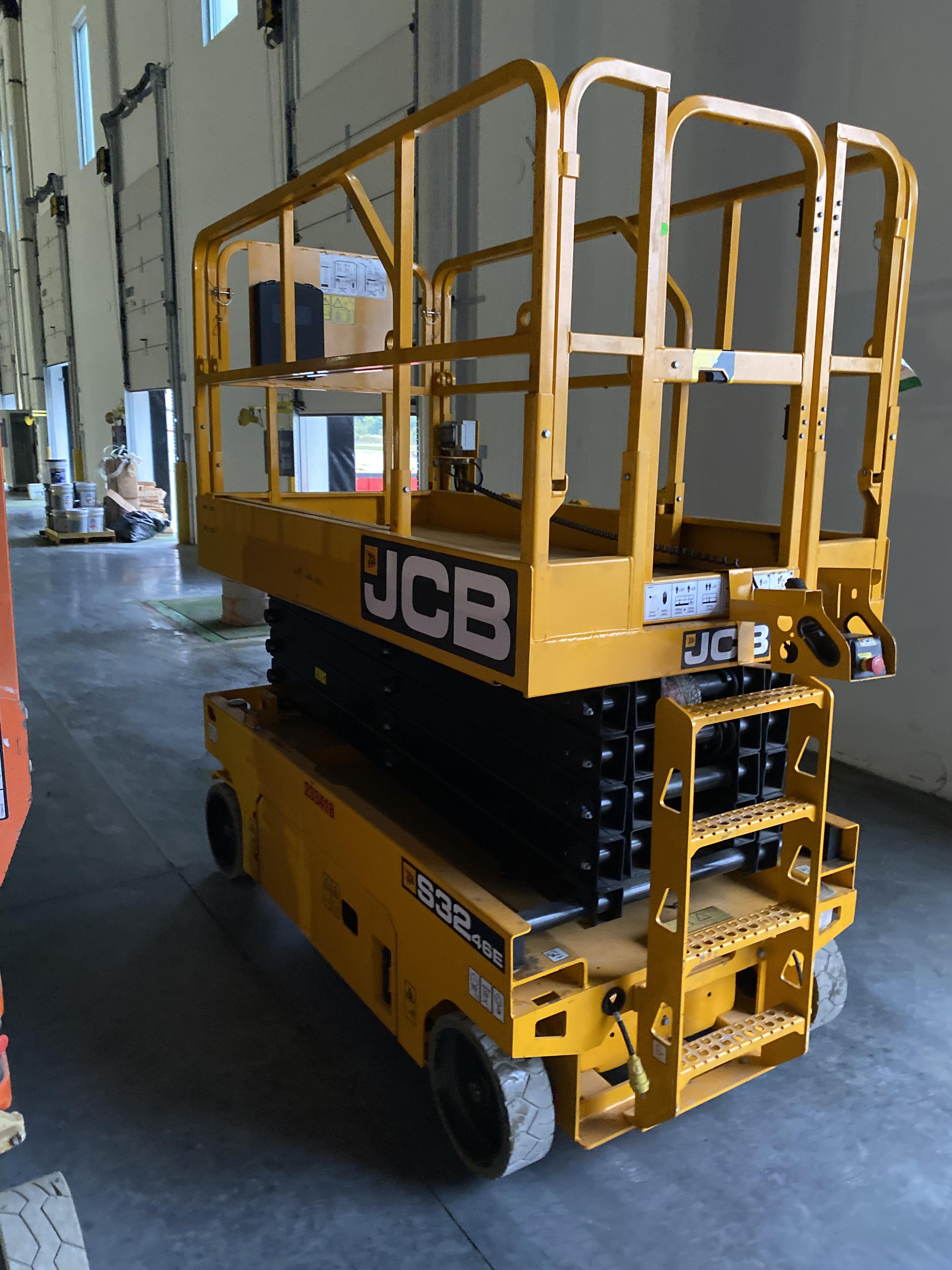 2022 JCB S3246E