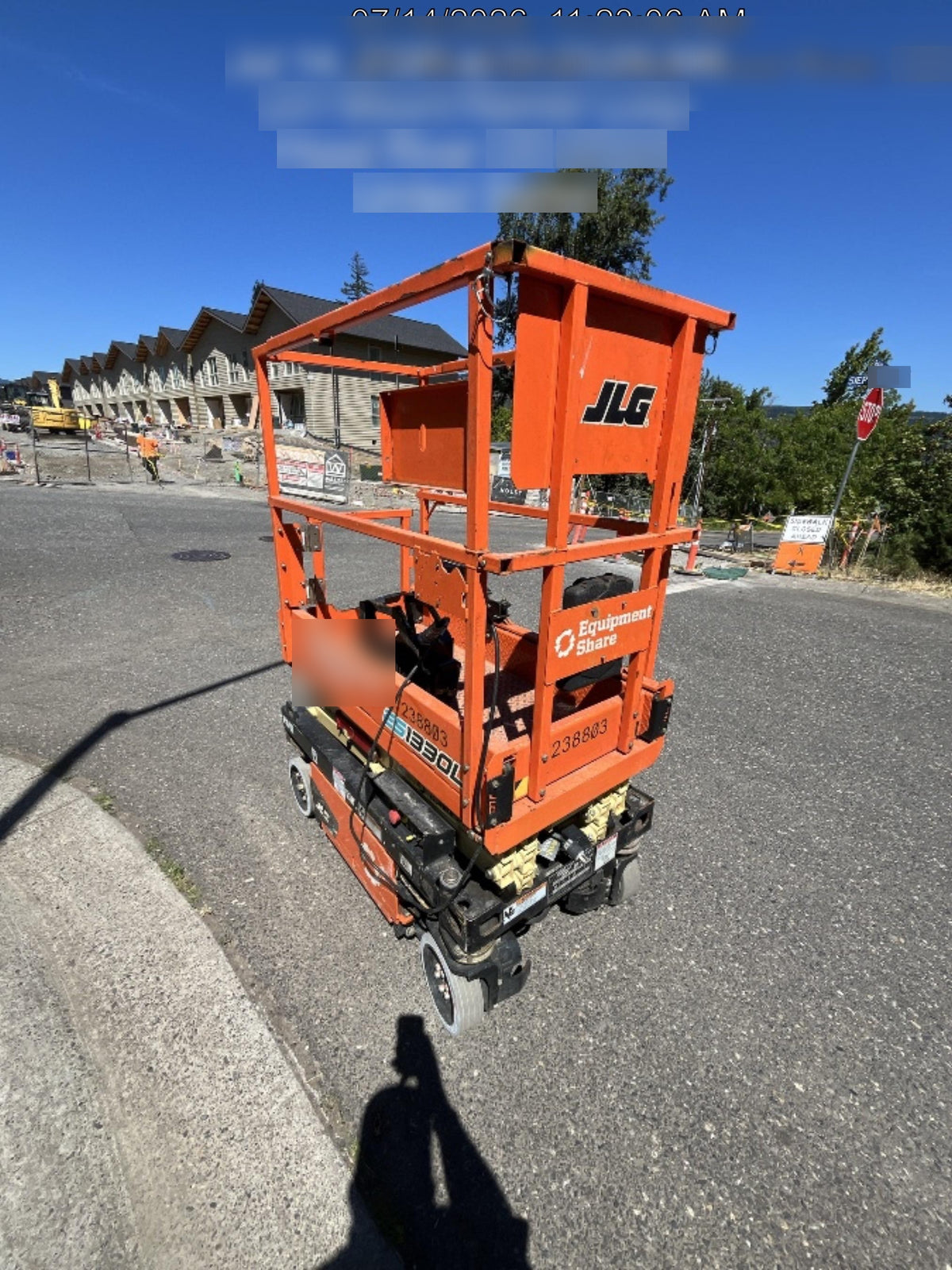 2022 JLG ES1330L