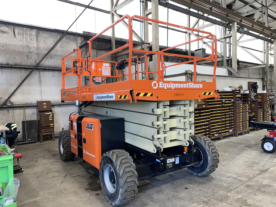 2022 JLG RT4394