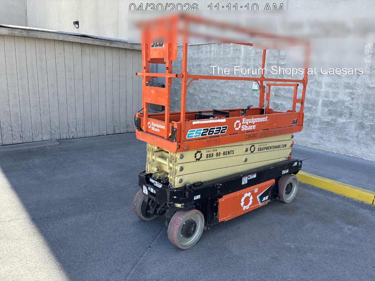 2022 JLG ES2632