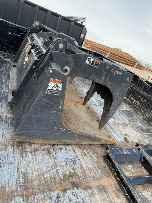 2020 PALADIN 76" Scrap Grapple Bucket - Paladin