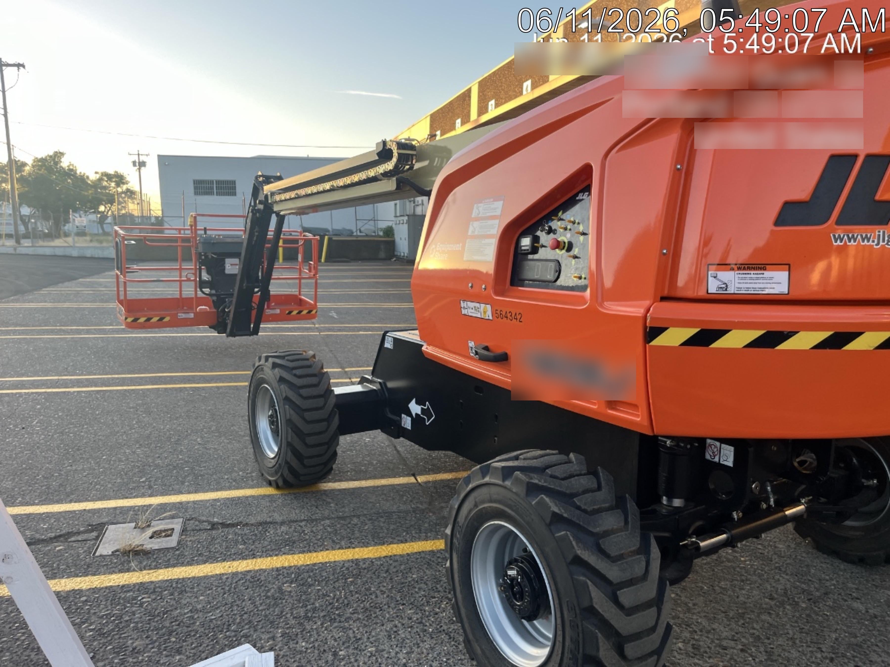 2025 JLG 460SJ