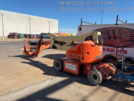 2019 JLG E400AJPN