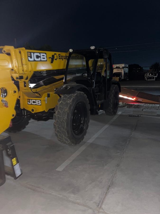 2025 JCB 509-42