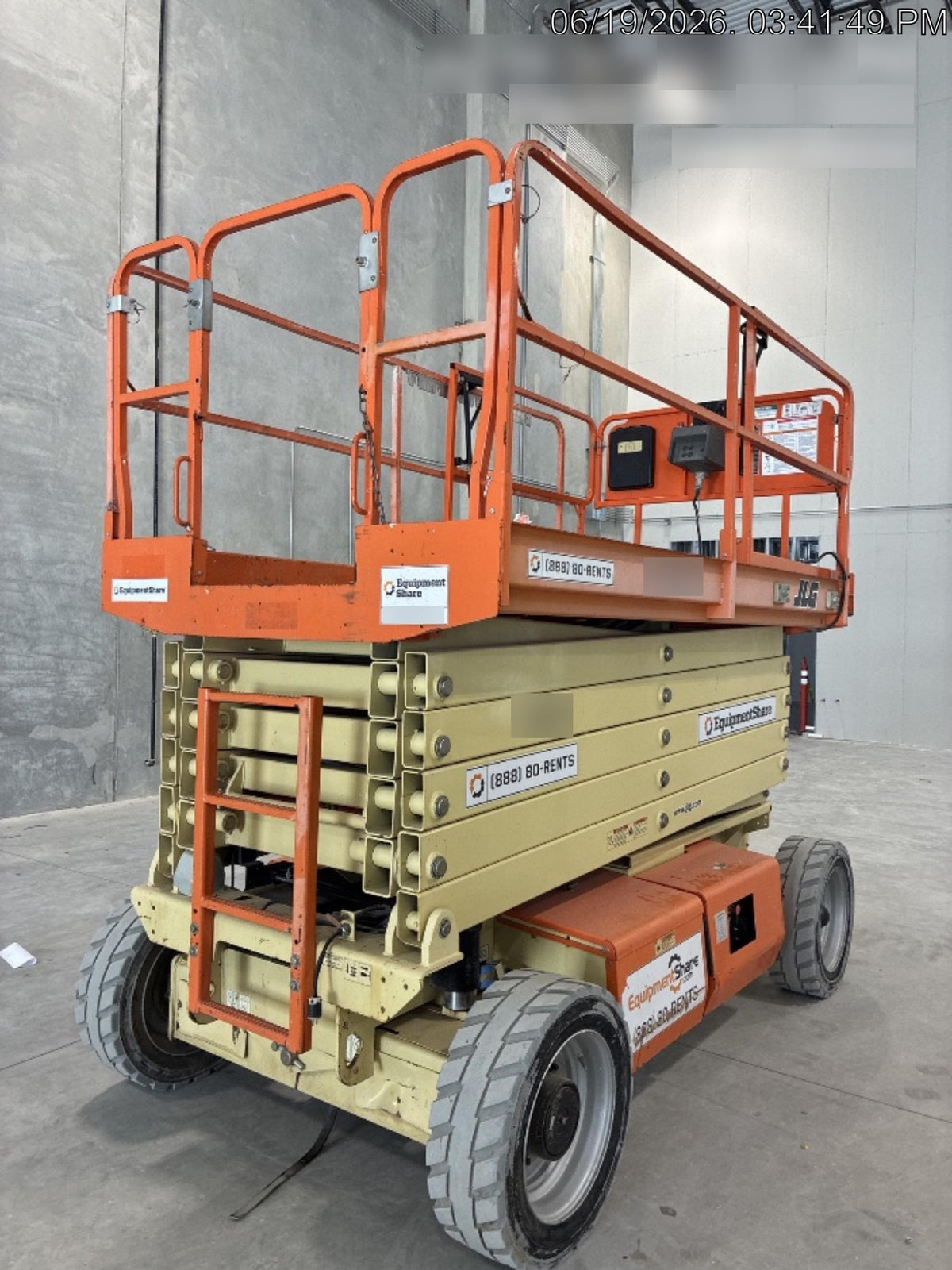 2019 JLG 4069LE