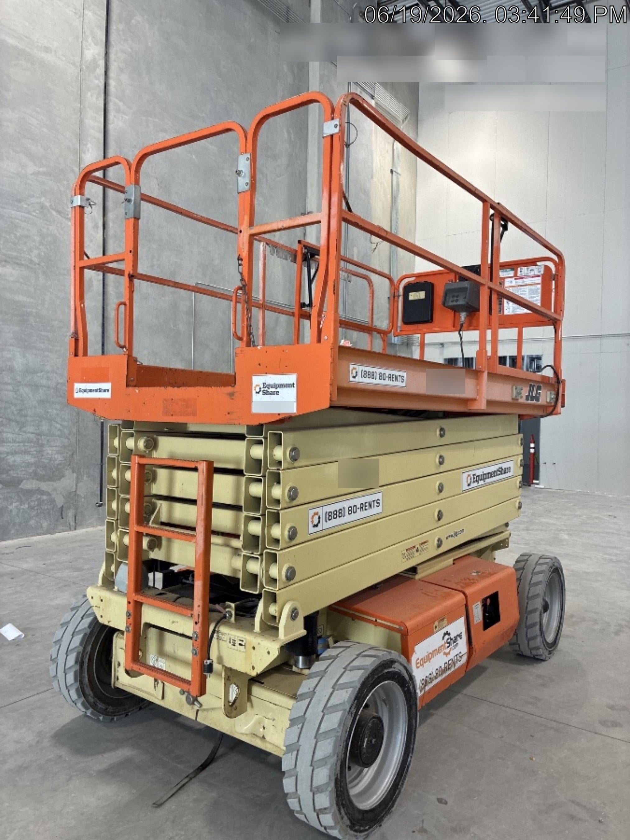 2019 JLG 4069LE
