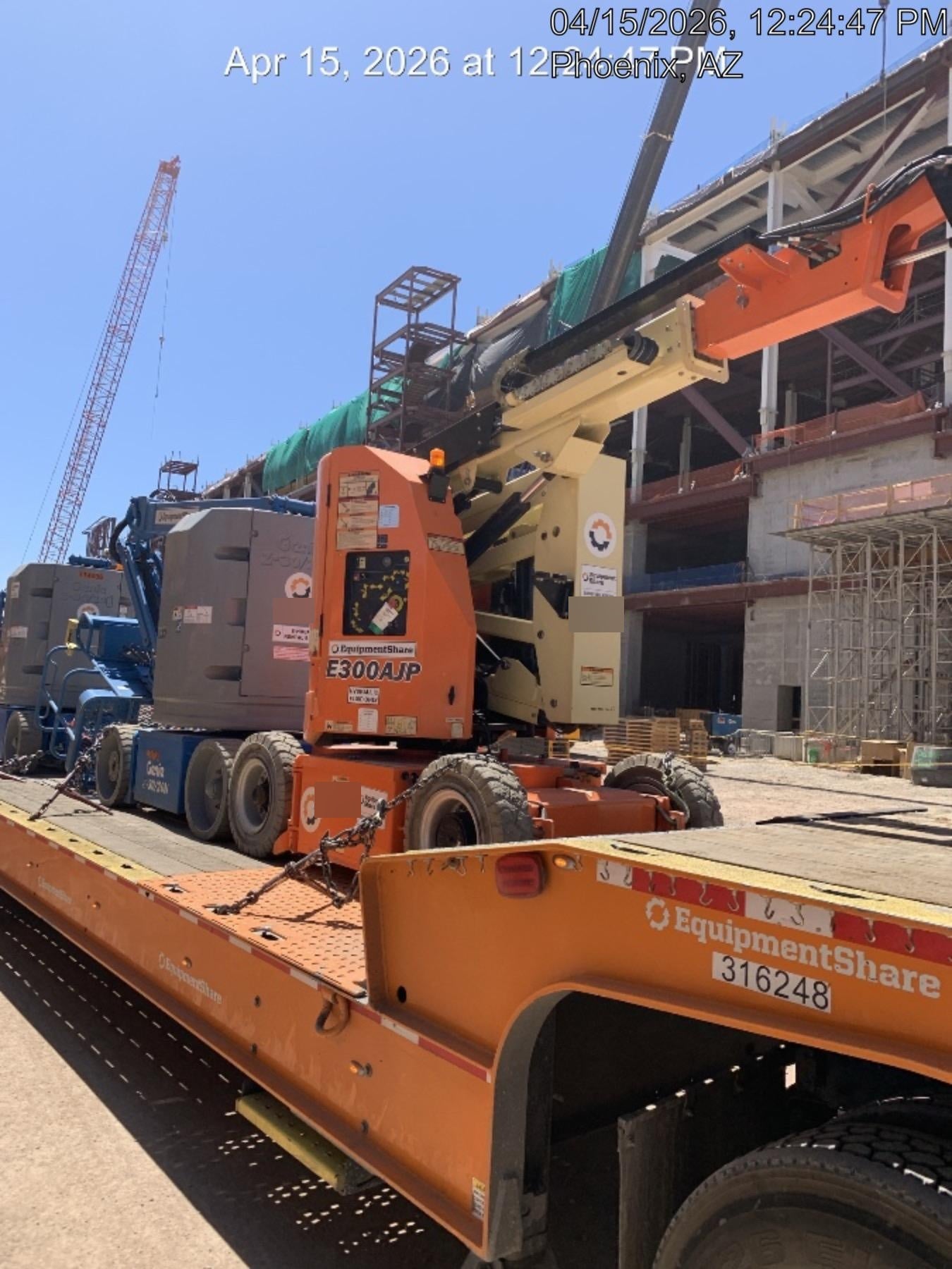 2019 JLG E300AJP
