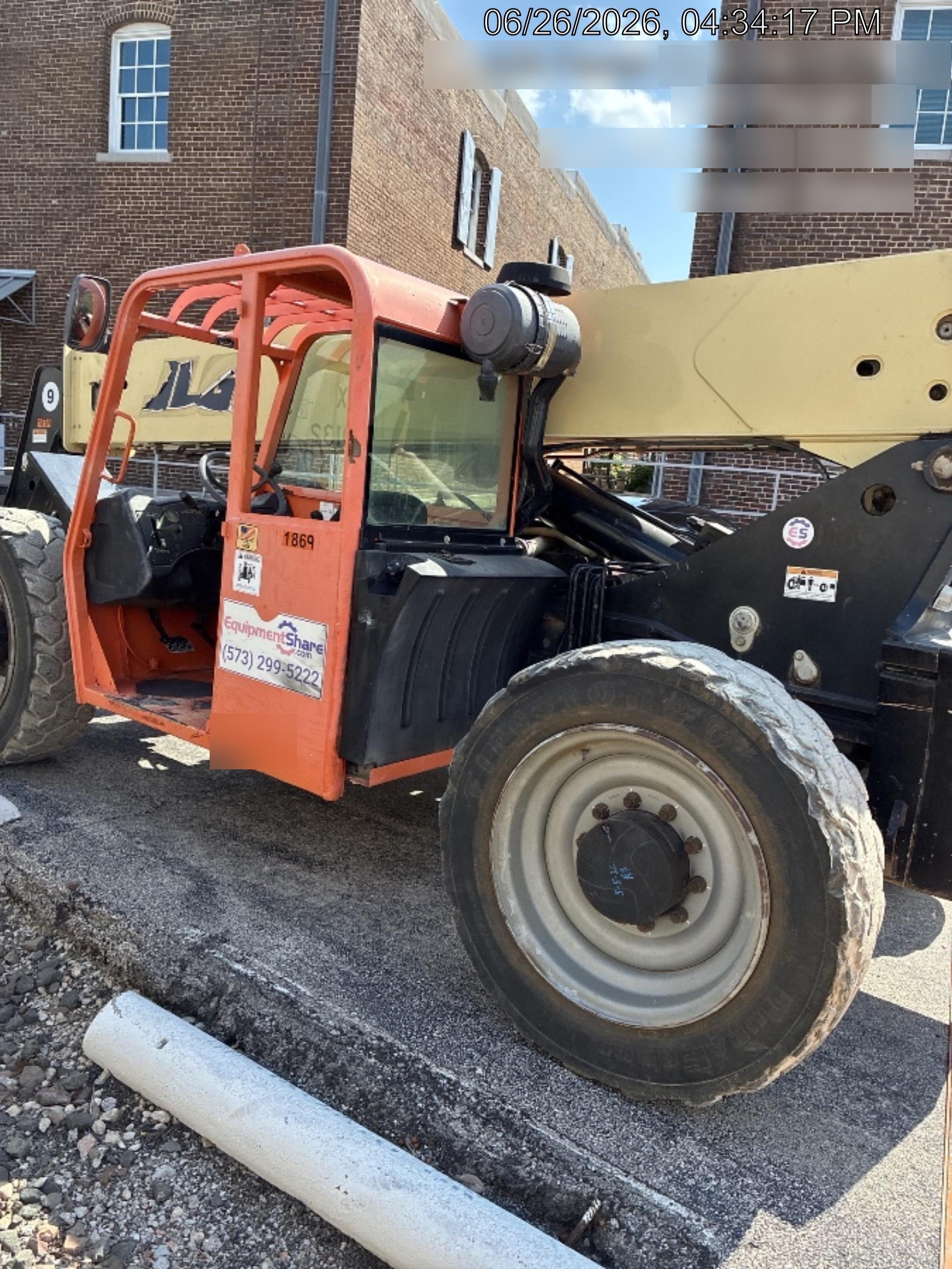 2008 JLG G9-43A