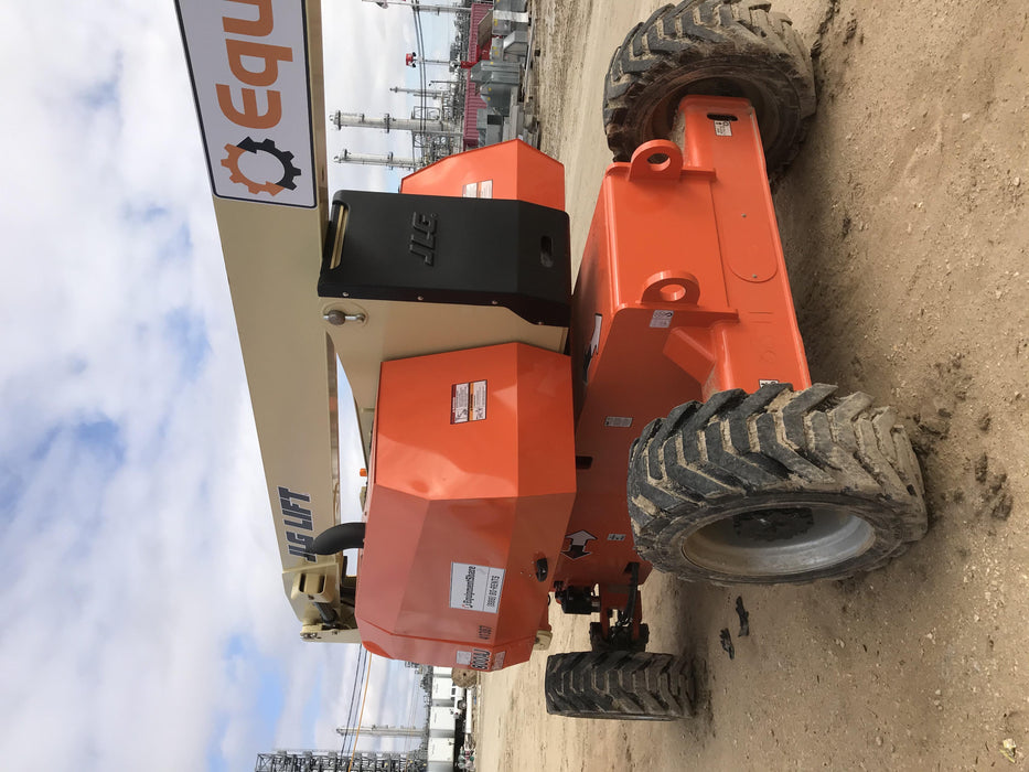 2019 JLG 800AJ