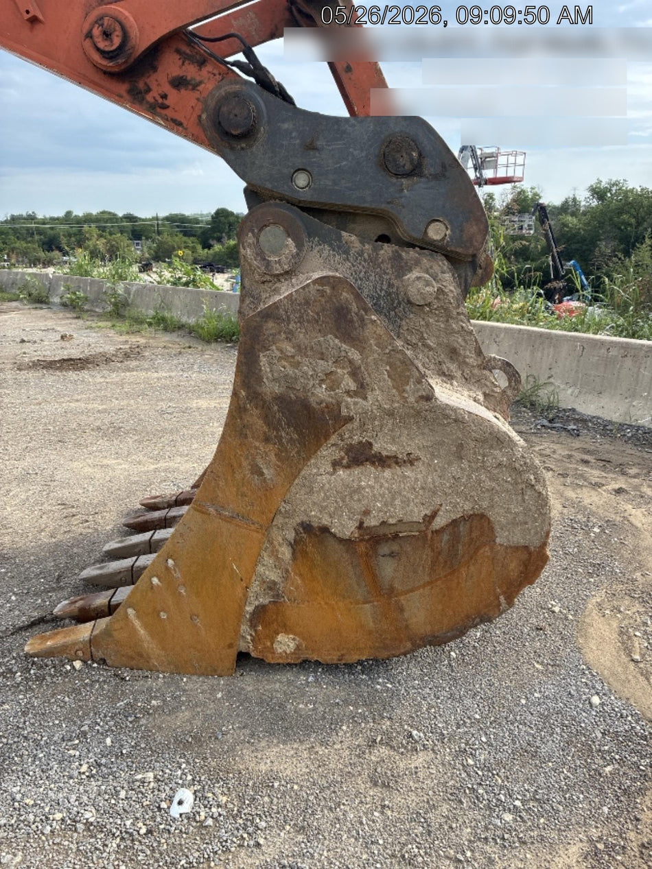 2025 HITACHI Bucket 60" HD, Excavator 110,000 - 120,000 Hitachi