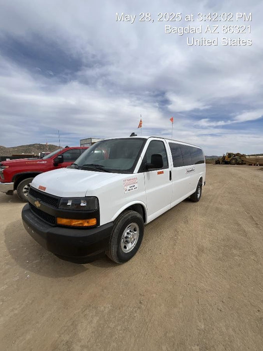 2025 CHEVROLET Express Van - Rental