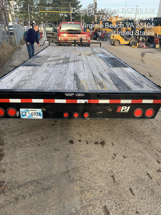 2023 PJ TRAILERS F8