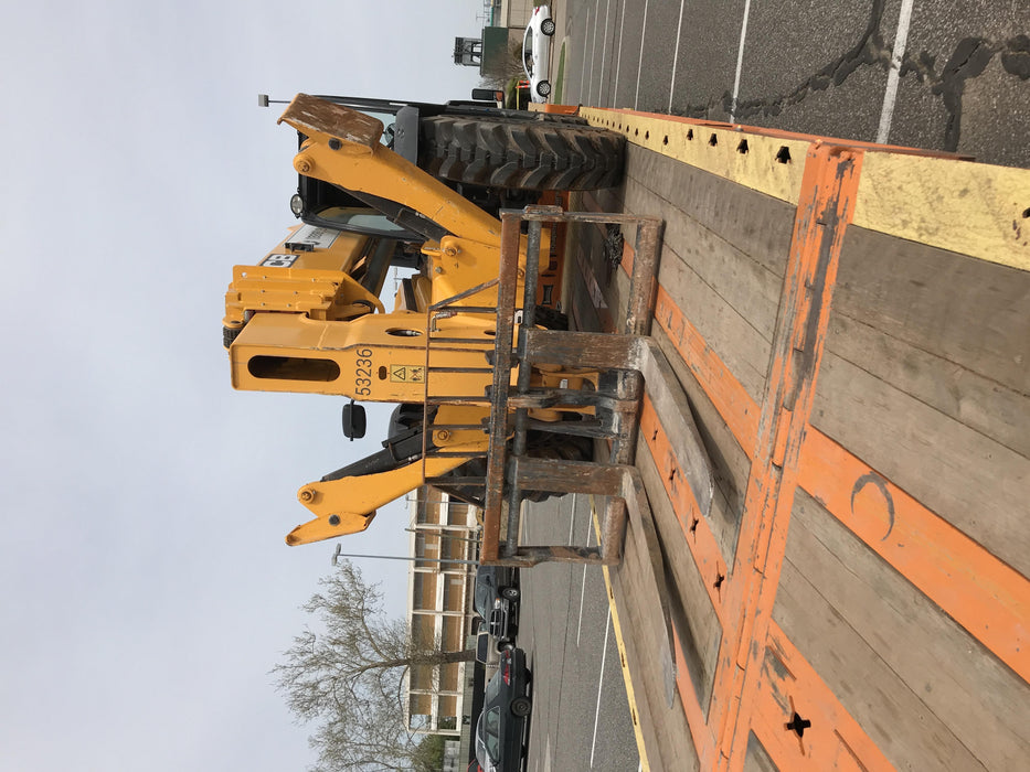 2019 JCB 512-56 Canopy, 109 HP, Solid Tires, STD Worklight, Beacon, Aux Hydraulics, Lifting Eye, Back up Alarm w/66" Carriage/60" Forks