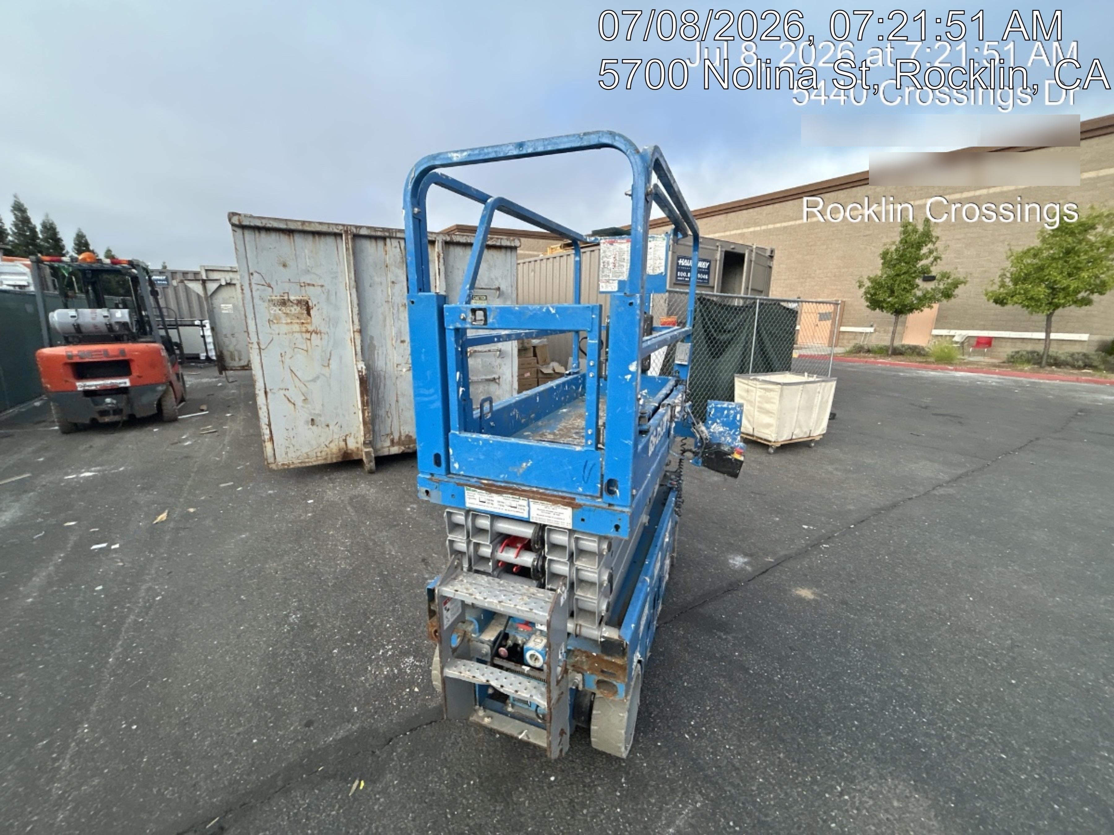 2019 Genie GS-1930 Half Height Swing Gate, 800W Inverter