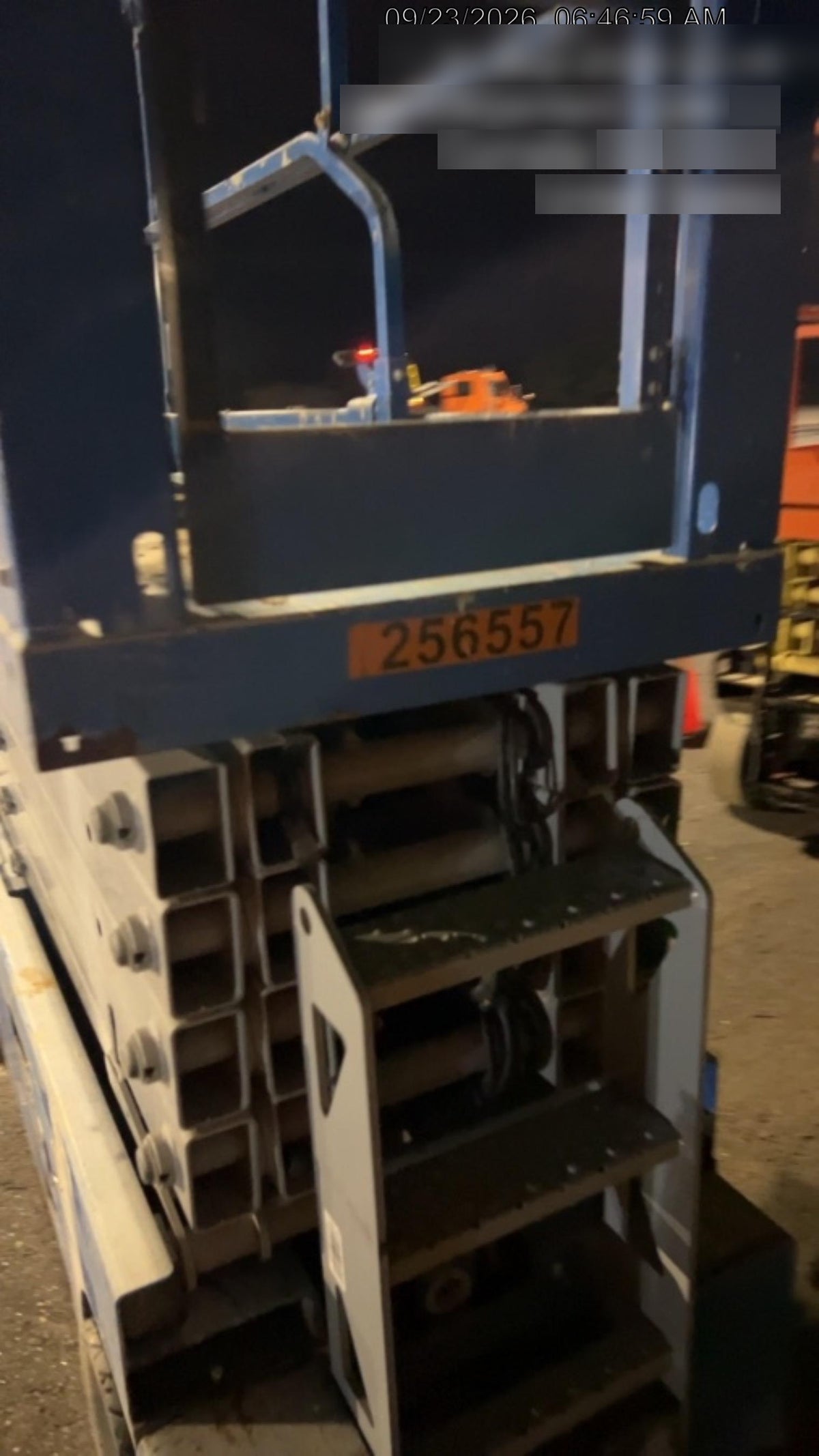 2022 GENIE GS-3232