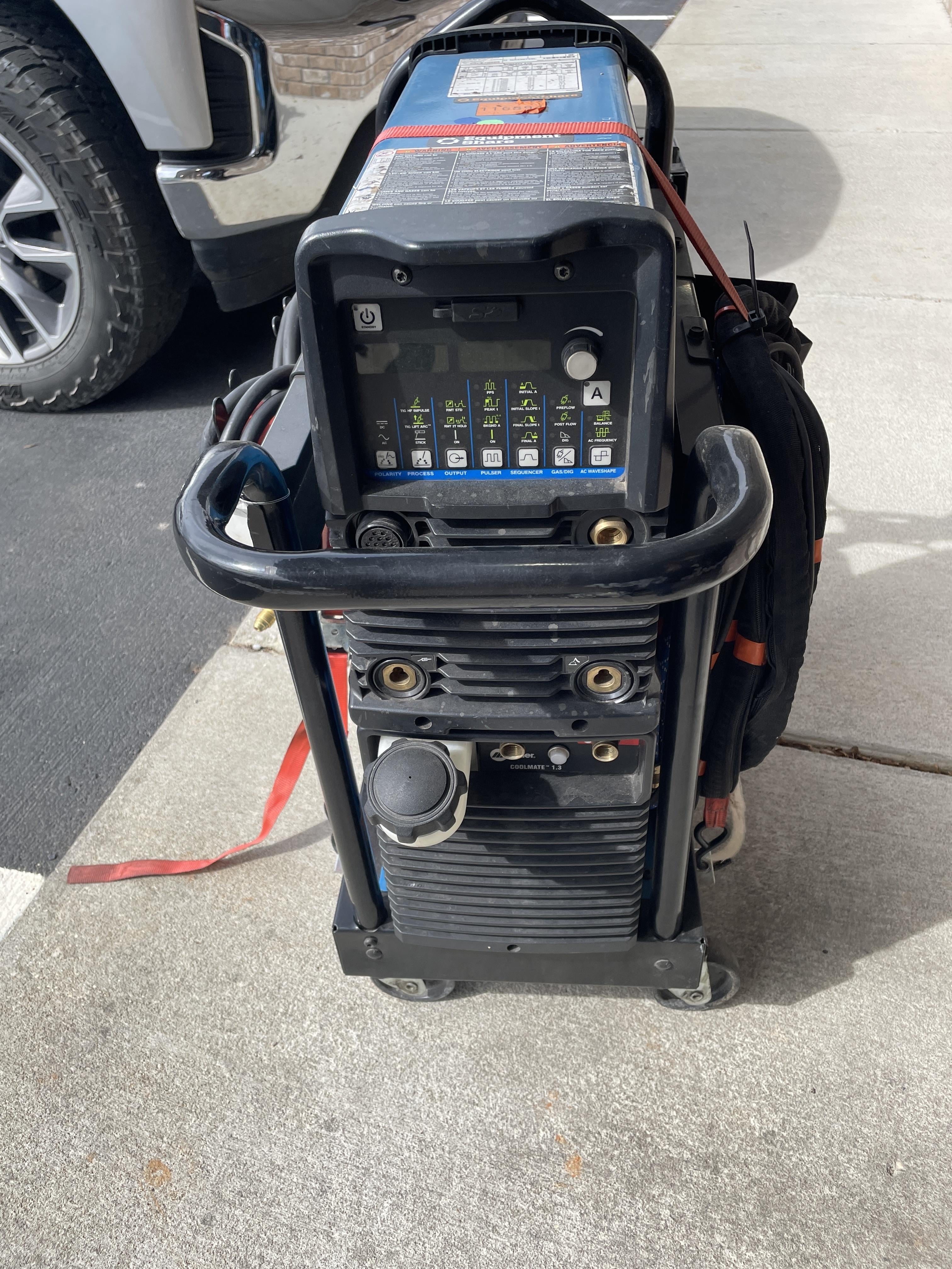 2020 MILLER ELECTRIC Dynasty 210 DX